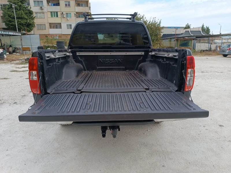 Nissan Navara 2.5, снимка 13 - Автомобили и джипове - 47517299