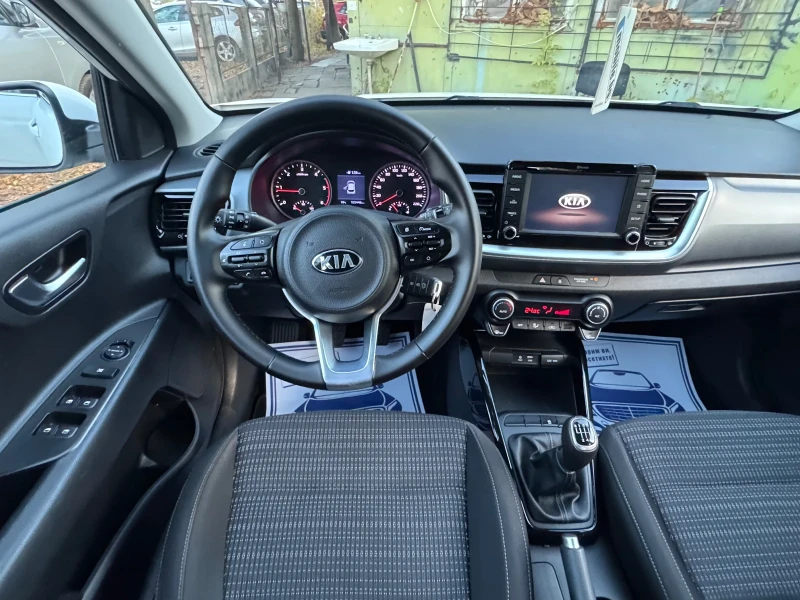 Kia Stonic РЕАЛНИ КИЛОМЕТРИ!!! Нова!, снимка 12 - Автомобили и джипове - 52285971
