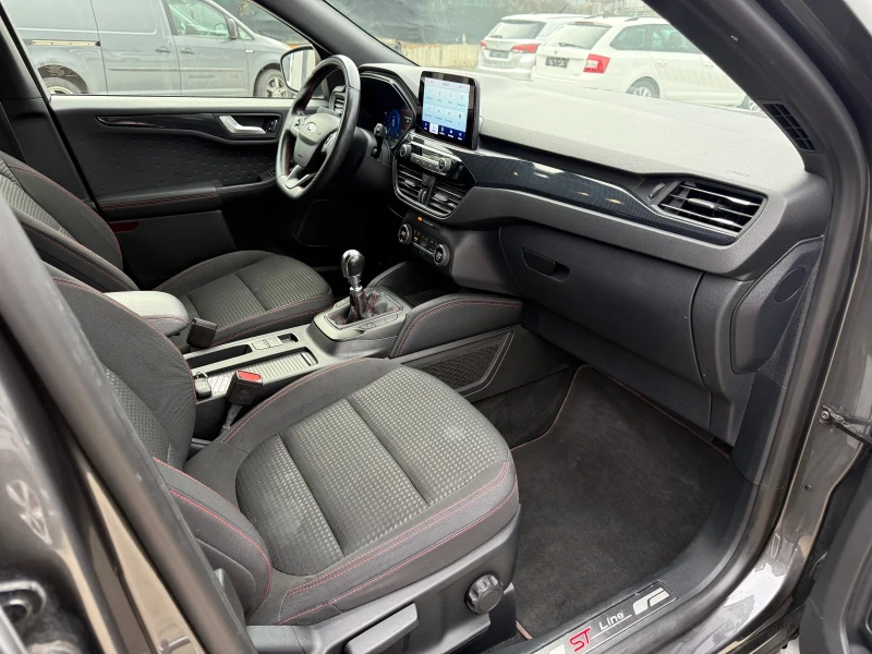 Ford Kuga KUGA ST-line1.5 EcoBLuE 120ps 2WD , снимка 12 - Автомобили и джипове - 52515199