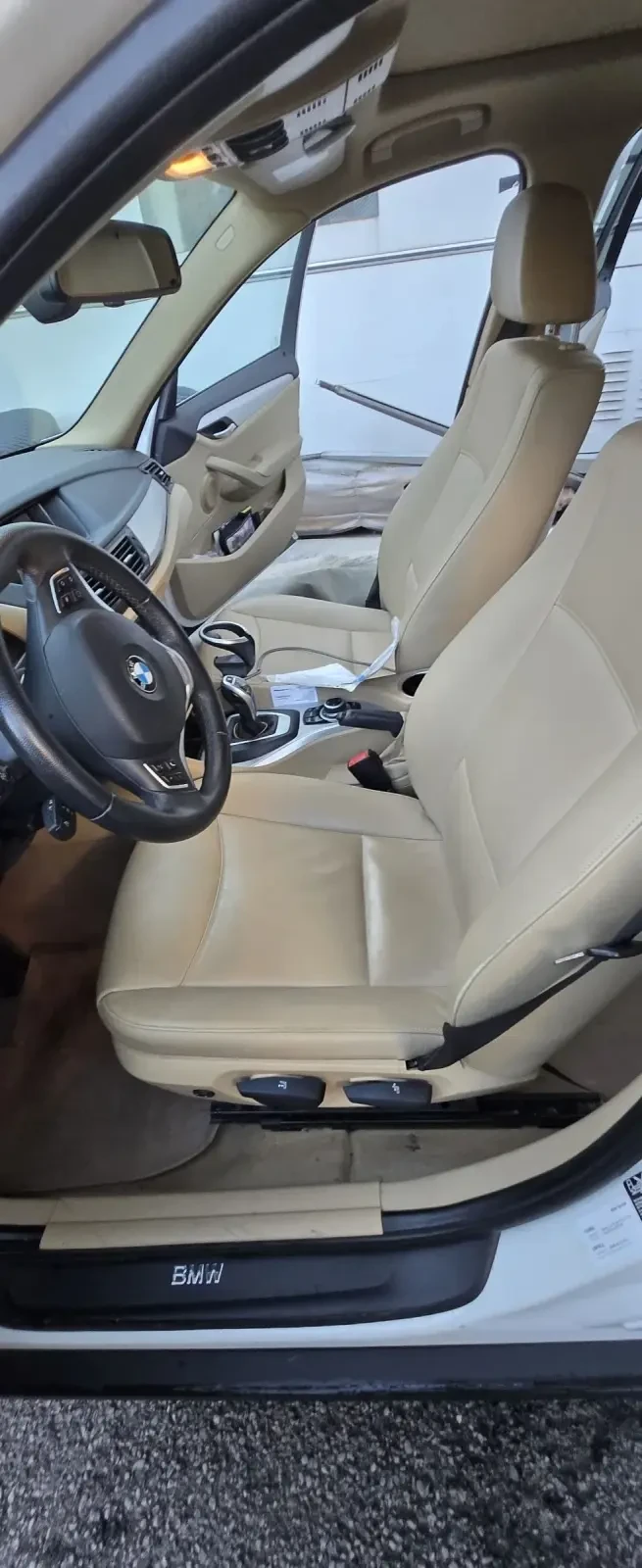 BMW X1, снимка 15 - Автомобили и джипове - 52656050
