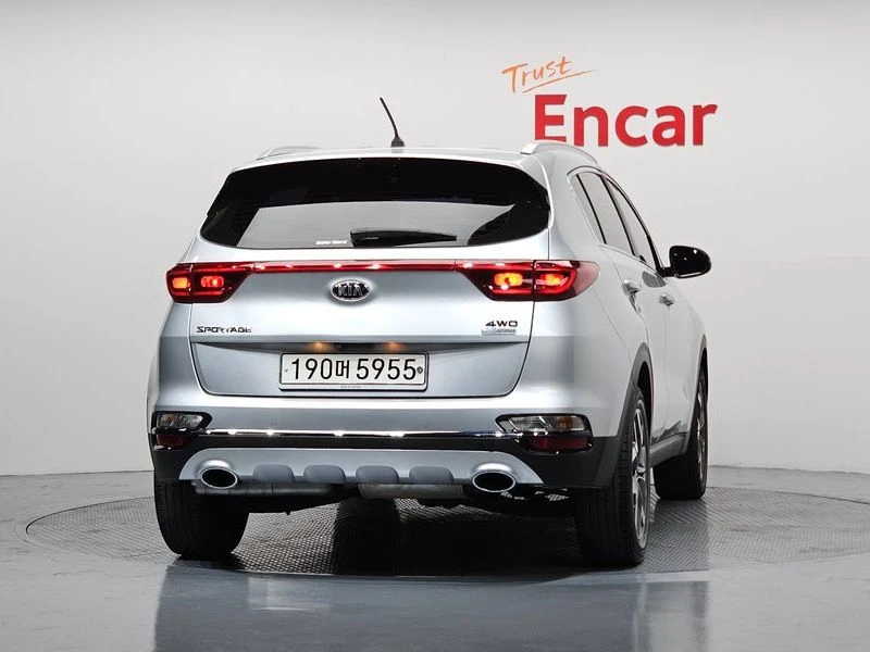 Kia Sportage Diesel 2.0 4WD| 184к.с., снимка 4 - Автомобили и джипове - 55950568