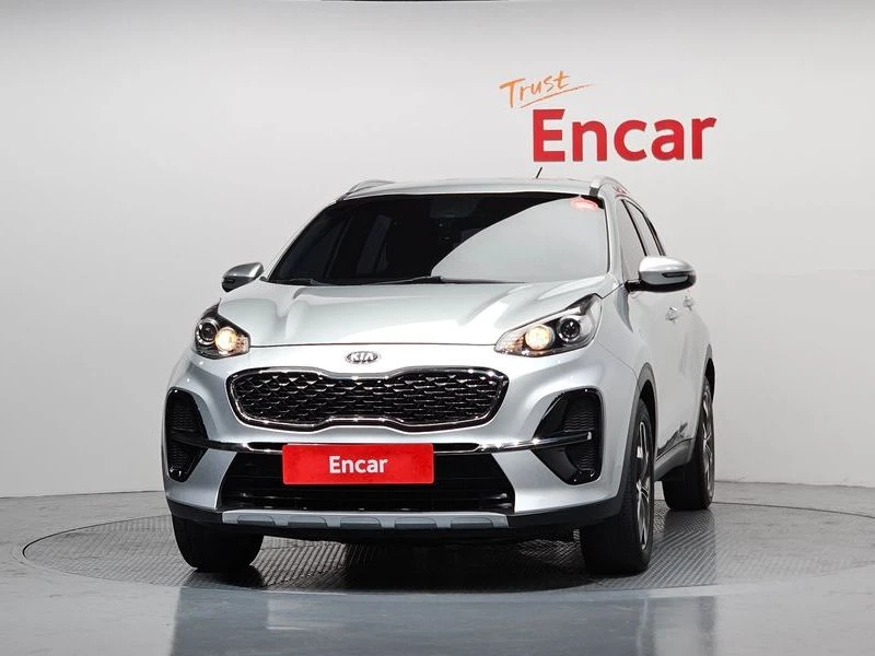 Kia Sportage Diesel 2.0 4WD| 184к.с., снимка 3 - Автомобили и джипове - 55950568
