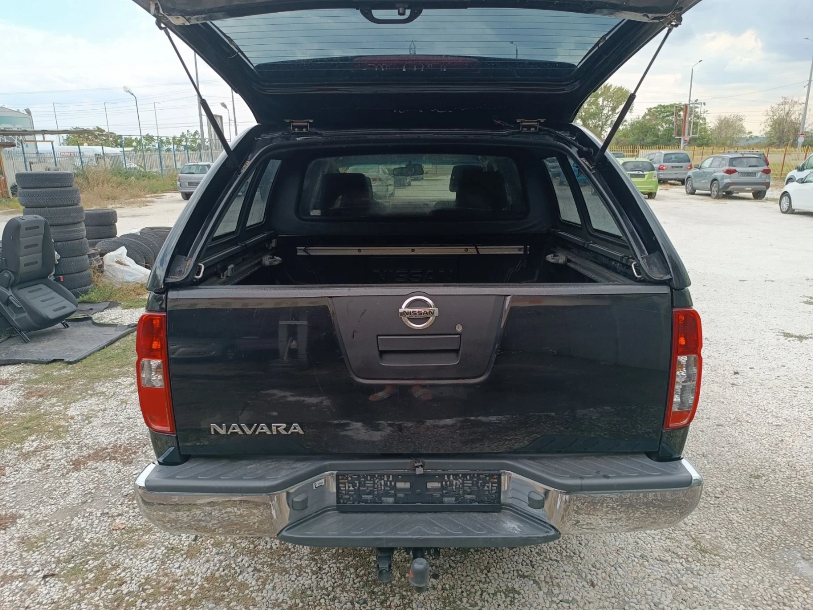 Nissan Navara 2.5 - изображение 8