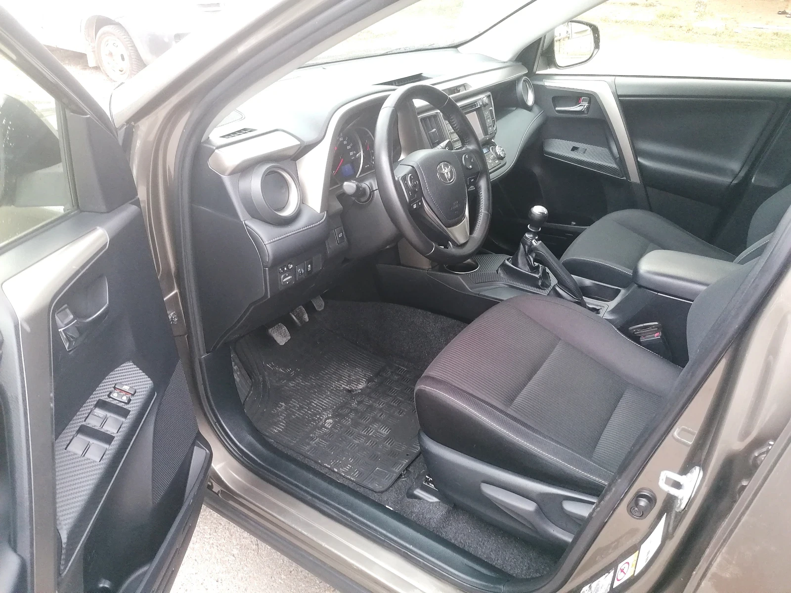 Toyota Rav4 2.0 diesel 124 h.p. - изображение 8