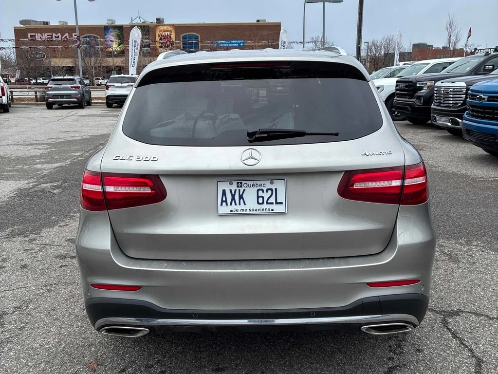 Mercedes-Benz GLC 300 * CARFAX * БЕЗ ПЪРВОНАЧАЛНА ВНОСКА - изображение 4