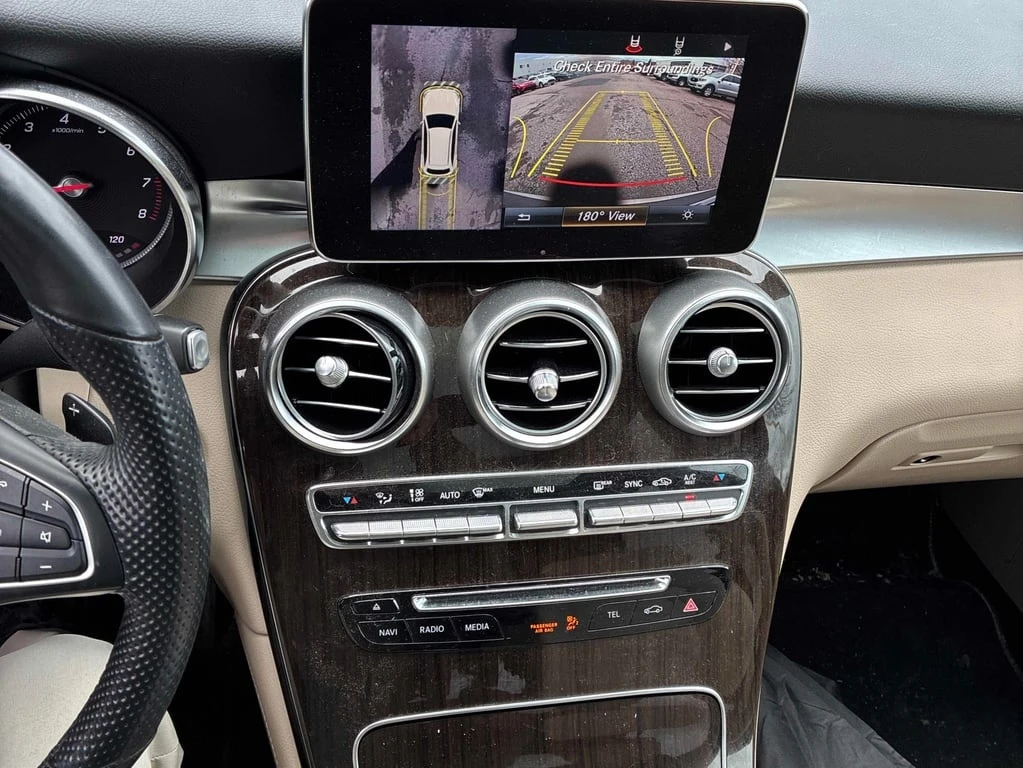 Mercedes-Benz GLC 300 * CARFAX * БЕЗ ПЪРВОНАЧАЛНА ВНОСКА - изображение 10