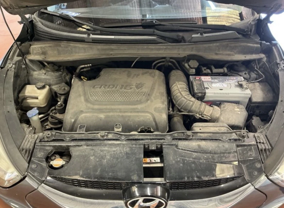 Hyundai IX35 2.0 - изображение 4