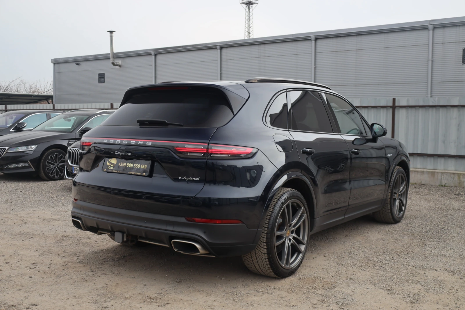 Porsche Cayenne 3.0 E-Hybrid Distr 360  SoftClose PANO BOSE Обдух, снимка 4 - Автомобили и джипове - 53952855