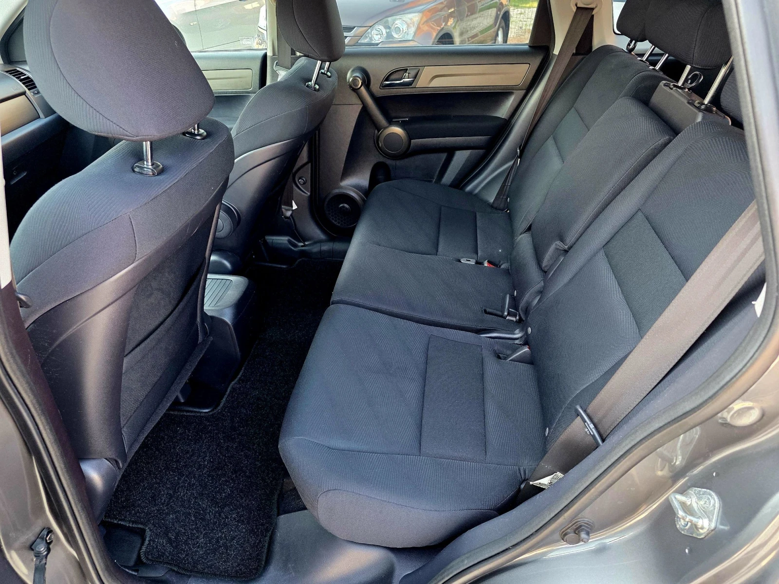 Honda Cr-v С-История Навигация Камера 4Х4 Подгрев на седалки , снимка 8 - Автомобили и джипове - 54683728
