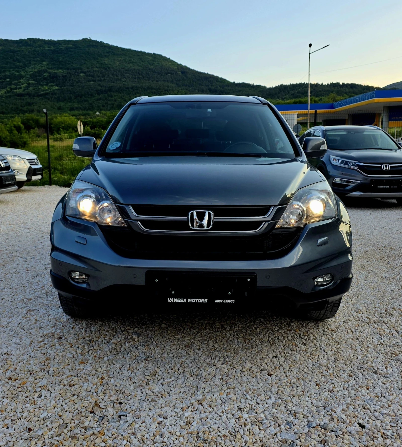 Honda Cr-v С-История Навигация Камера 4Х4 Подгрев на седалки , снимка 2 - Автомобили и джипове - 54683728