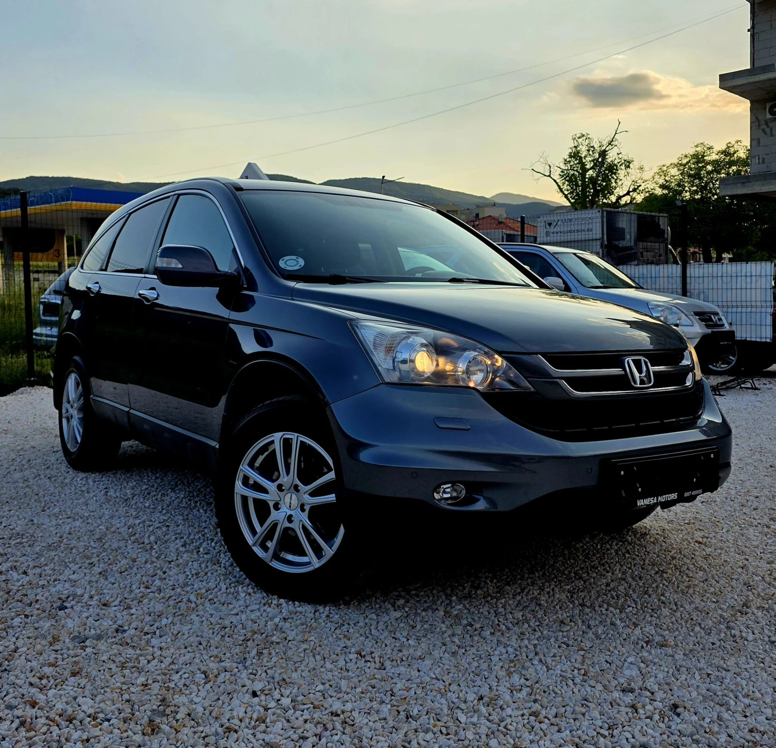 Honda Cr-v С-История Навигация Камера 4Х4 Подгрев на седалки , снимка 3 - Автомобили и джипове - 54683728