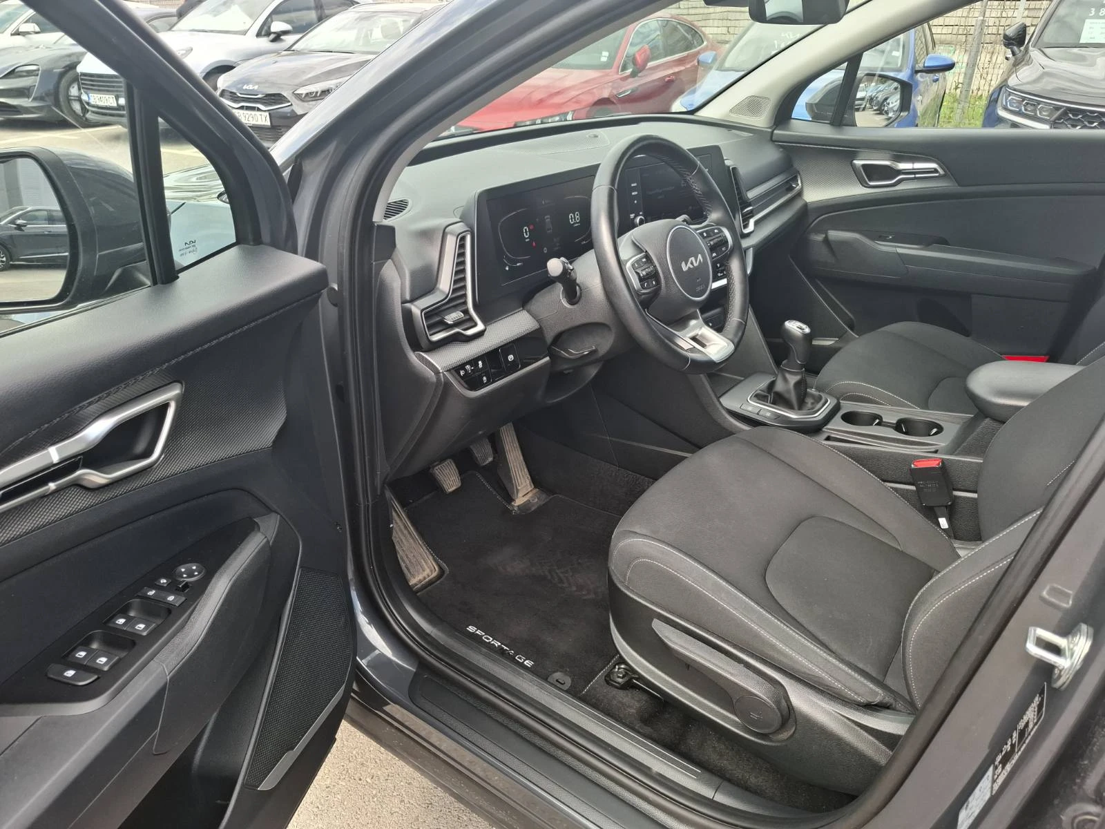 Kia Sportage 1.6 T-gdi Гаранция, снимка 9 - Автомобили и джипове - 54822600