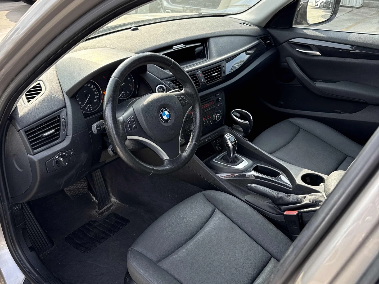 BMW X1, снимка 5 - Автомобили и джипове - 55688841