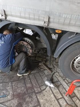 Полуремарке Schwarzmuller J seria, снимка 10