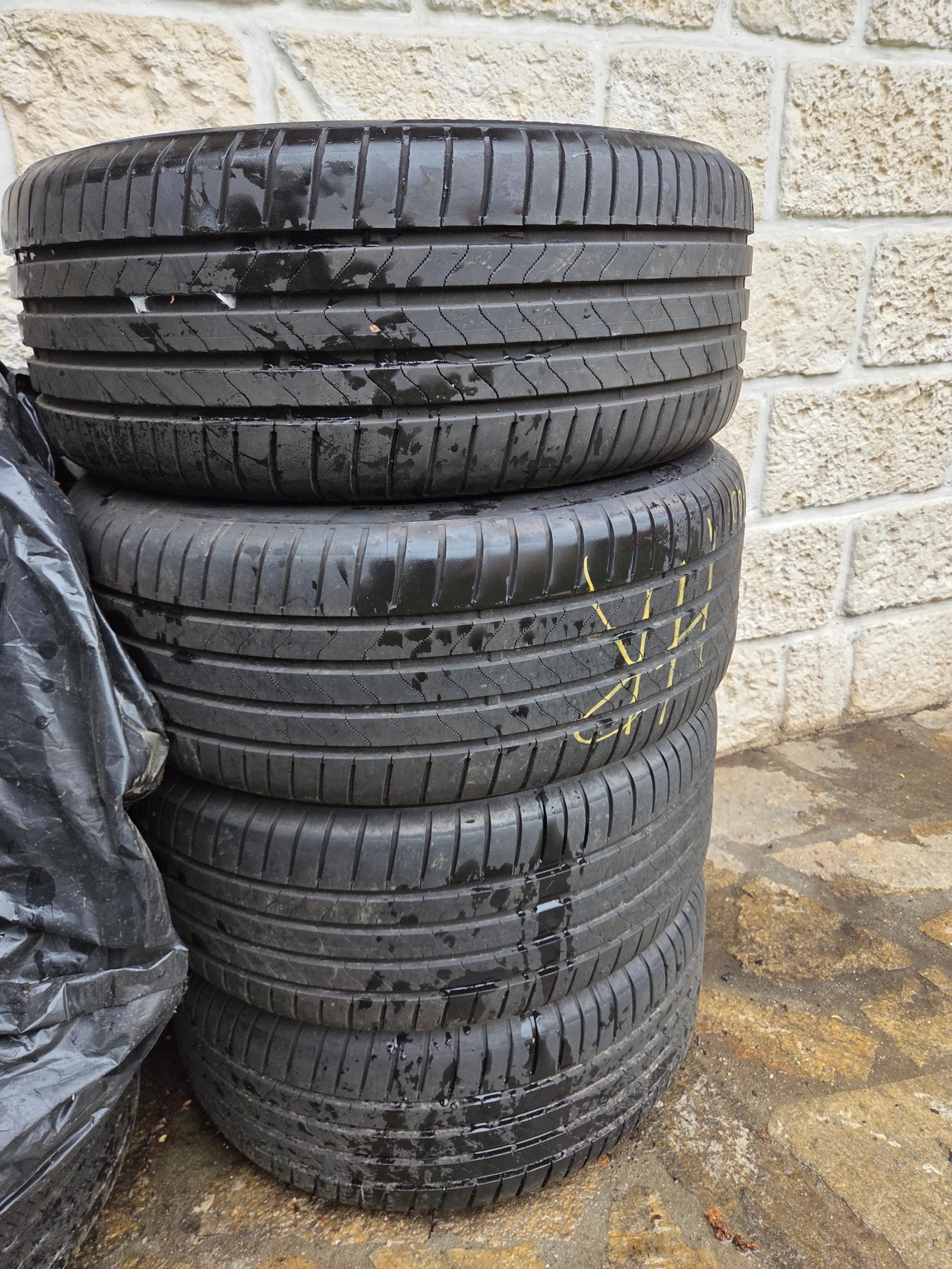 Гуми Летни 225/50R17, снимка 8 - Гуми и джанти - 54583084