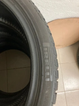 Гуми Всесезонни 225/40R20, снимка 3 - Гуми и джанти - 48399001