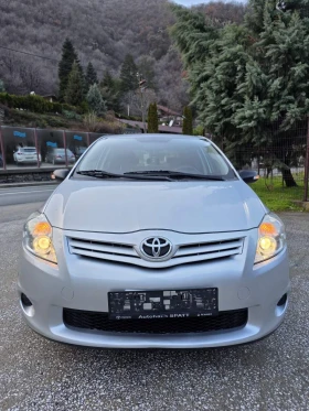 Toyota Auris, снимка 1