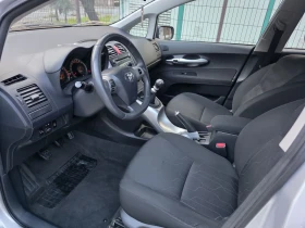 Toyota Auris, снимка 11