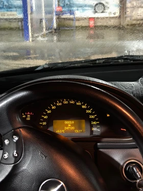 Mercedes-Benz C 220, снимка 7