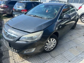 Opel Astra 1.7 CDTI  на части, снимка 1