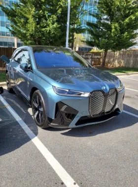  BMW iX