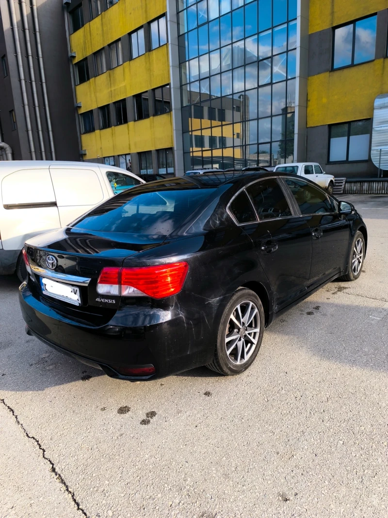 Toyota Avensis 2.2 D4D Facelift От България ТМ Ауто, снимка 3 - Автомобили и джипове - 47259431