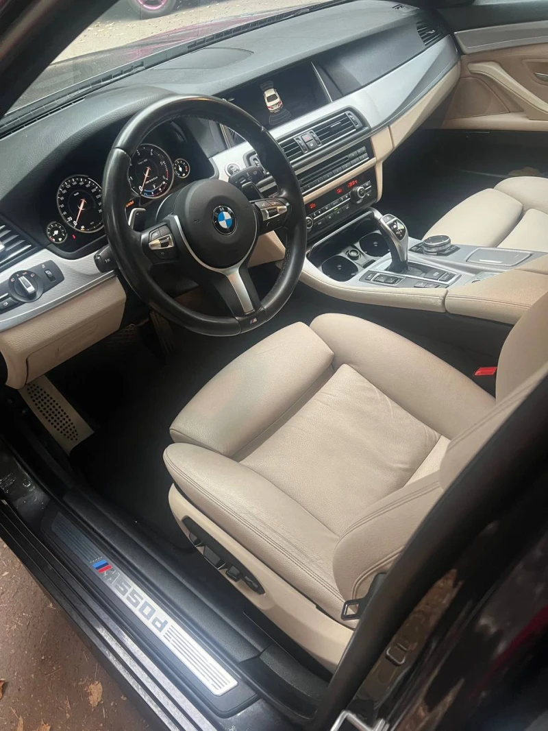 BMW 550 M550xdrive M-Sport , снимка 10 - Автомобили и джипове - 47392081