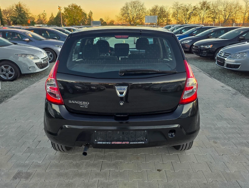 Dacia Sandero 1.2i* 75кс* 2011г, снимка 9 - Автомобили и джипове - 47902361