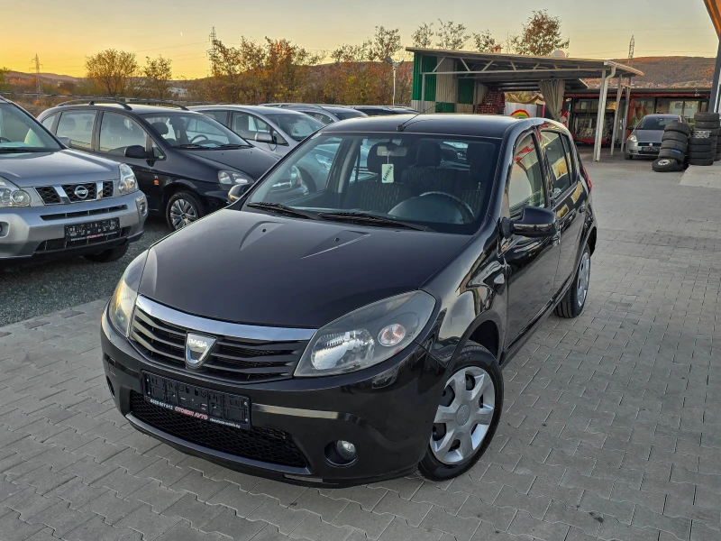 Dacia Sandero 1.2i* 75кс* 2011г, снимка 2 - Автомобили и джипове - 47902361