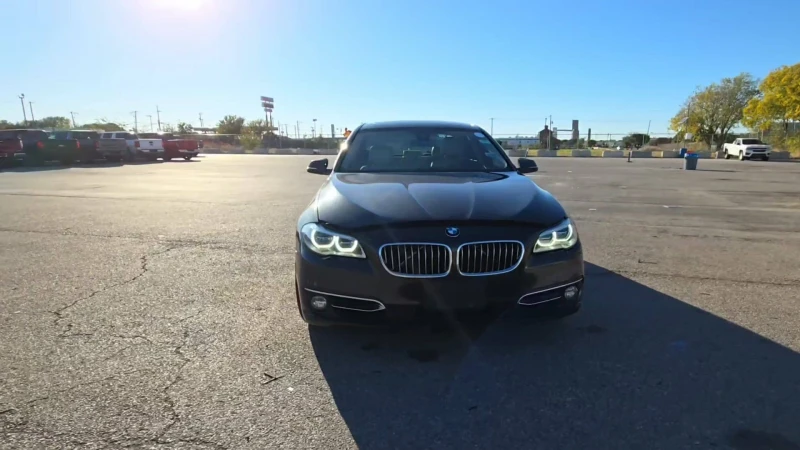 BMW 535 XDrive* Luxury LINE* Harman Kardon* Keyless* Heads, снимка 1 - Автомобили и джипове - 48099640