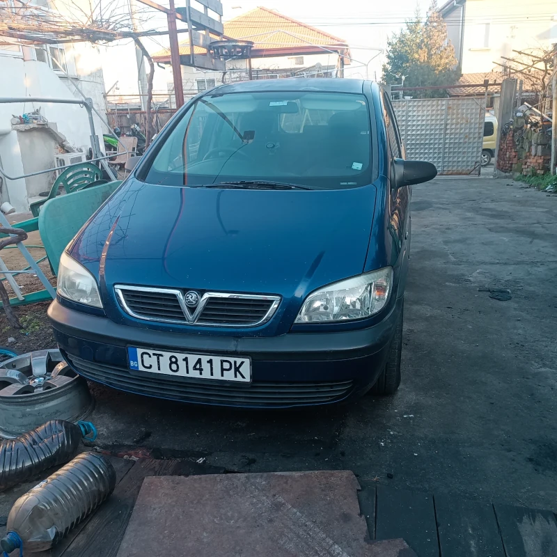 Opel Zafira, снимка 1 - Автомобили и джипове - 48507080