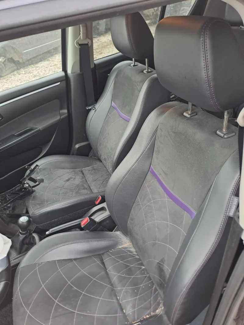 Suzuki Swift 1.2i, снимка 9 - Автомобили и джипове - 49646907