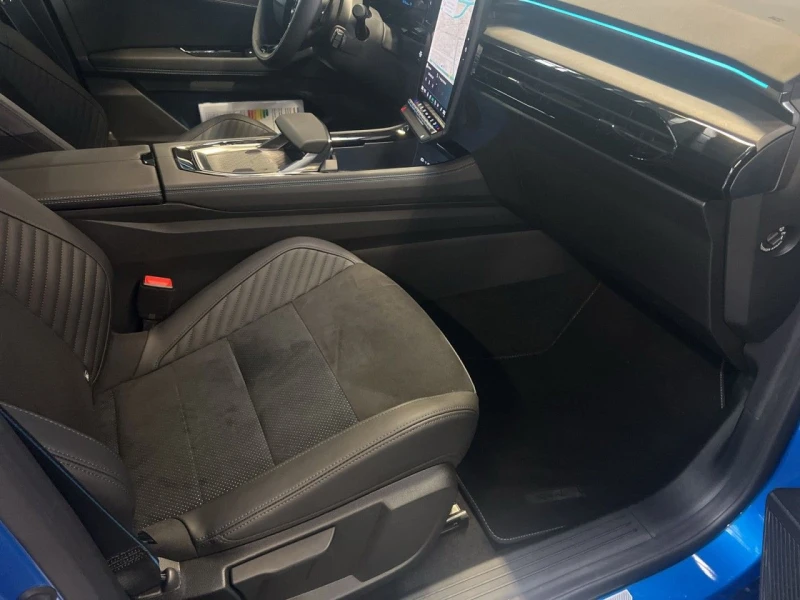 Renault Rafale E-TECH/200HP/ALPINE-ESPIRIT/NAVI/CAM/AMBI/531vpr, снимка 13 - Автомобили и джипове - 50473727