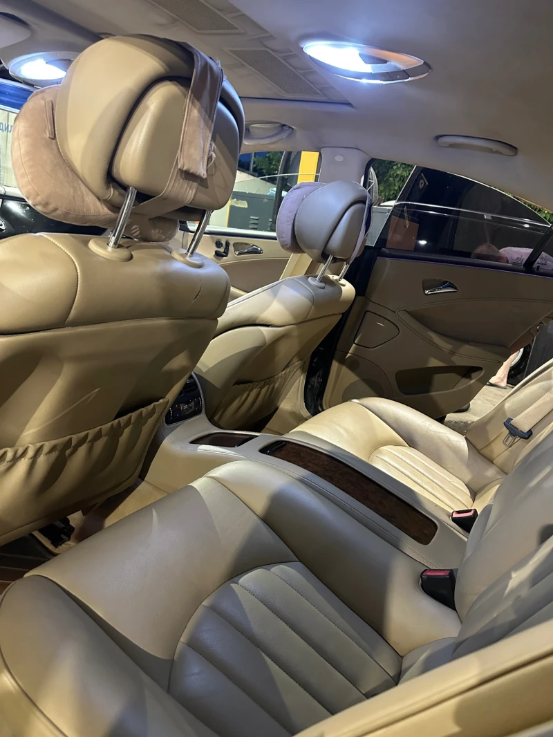 Mercedes-Benz CLS 320, снимка 12 - Автомобили и джипове - 52588892
