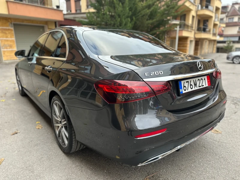 Mercedes-Benz E 200 AMG, снимка 7 - Автомобили и джипове - 51768158