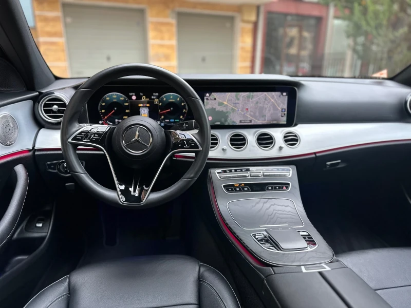 Mercedes-Benz E 200 AMG, снимка 10 - Автомобили и джипове - 51768158