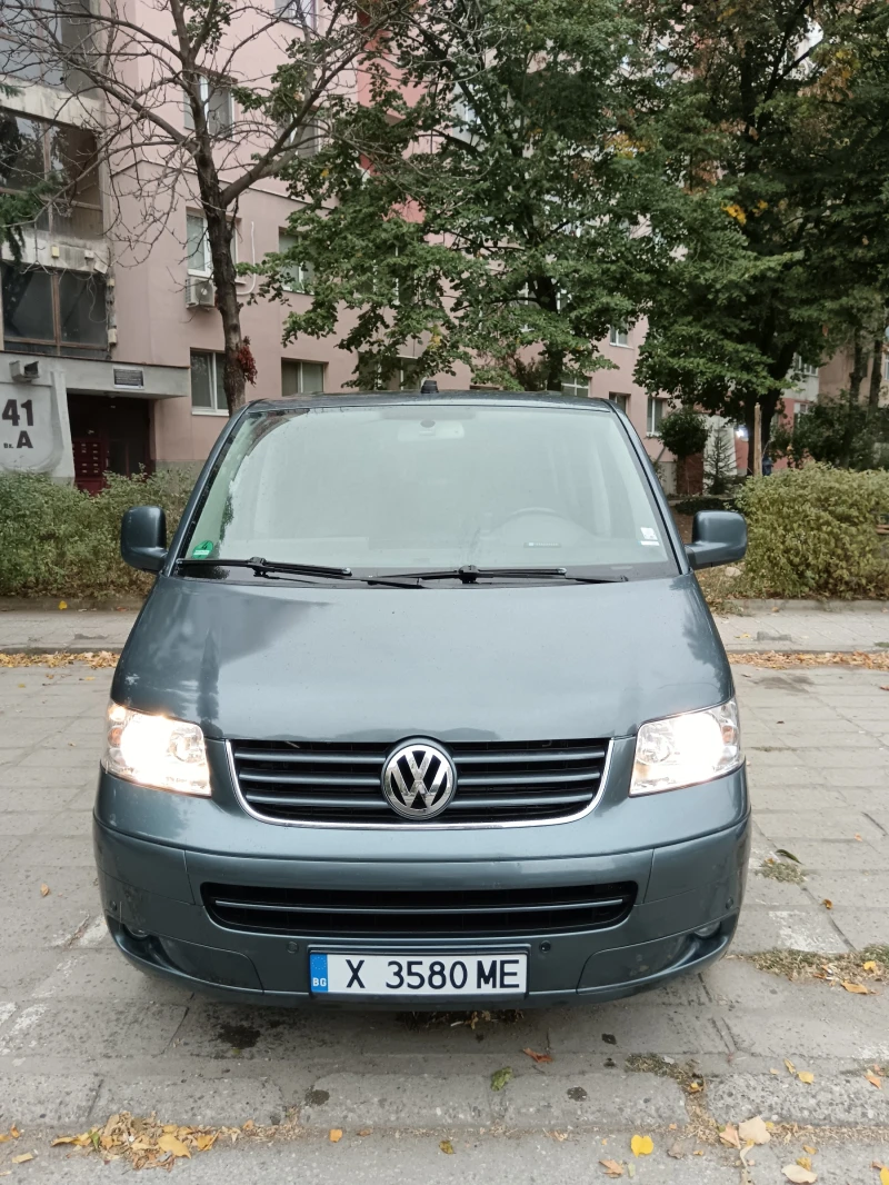 VW Multivan 2.5 TDI, снимка 7 - Автомобили и джипове - 52289553