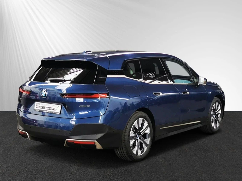 BMW iX ix40, снимка 2 - Автомобили и джипове - 52394758