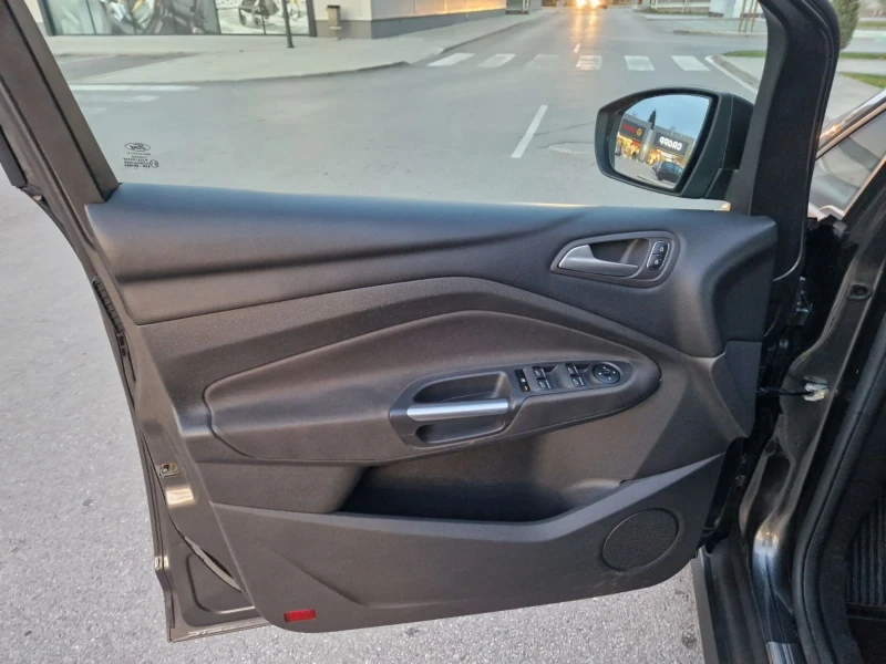 Ford C-max 1.6 / 150 к.с. ФЕЙСЛИФТ , снимка 9 - Автомобили и джипове - 52484492