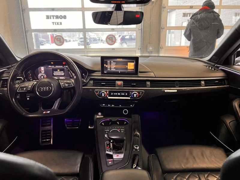 Audi S4 * TECHNIK 3.0 TFSI QUATTRO CUIR TOIT MAGS * CARFAX, снимка 14 - Автомобили и джипове - 52877066