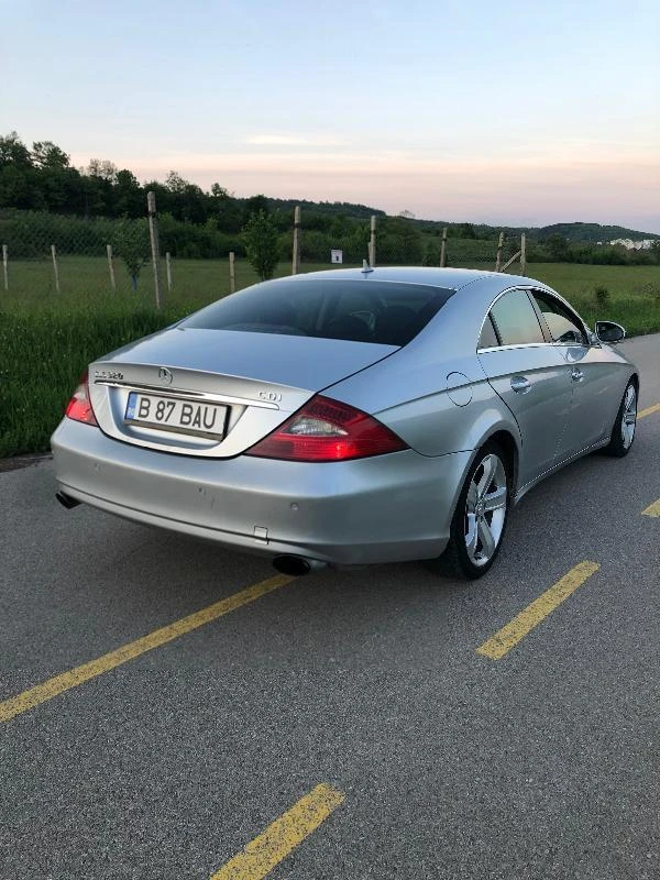 Mercedes-Benz CLS 320  НА ЧАСТИ // 3.2cdi 224к.с // 7G-tronic , снимка 4 - Автомобили и джипове - 36660419