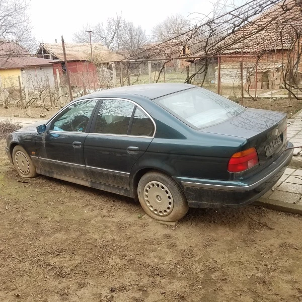 BMW 523, снимка 2 - Автомобили и джипове - 52483169