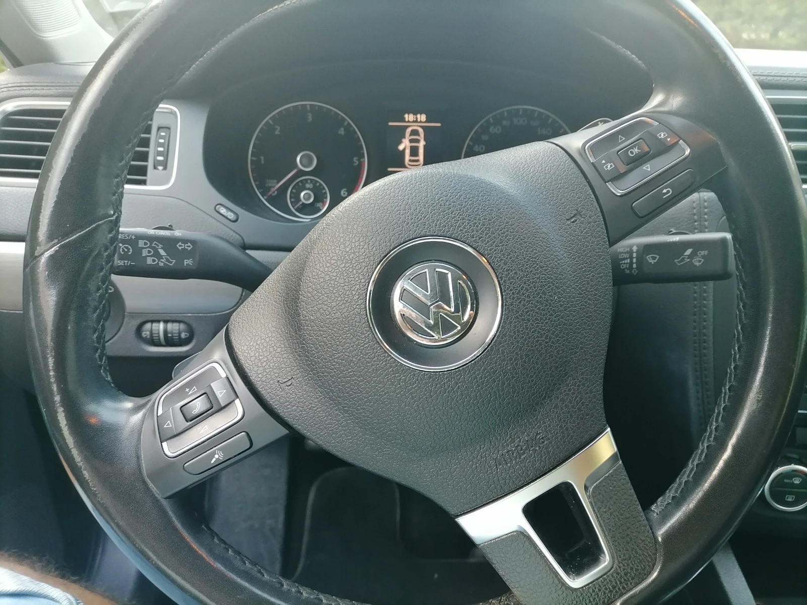 VW Jetta  - изображение 5