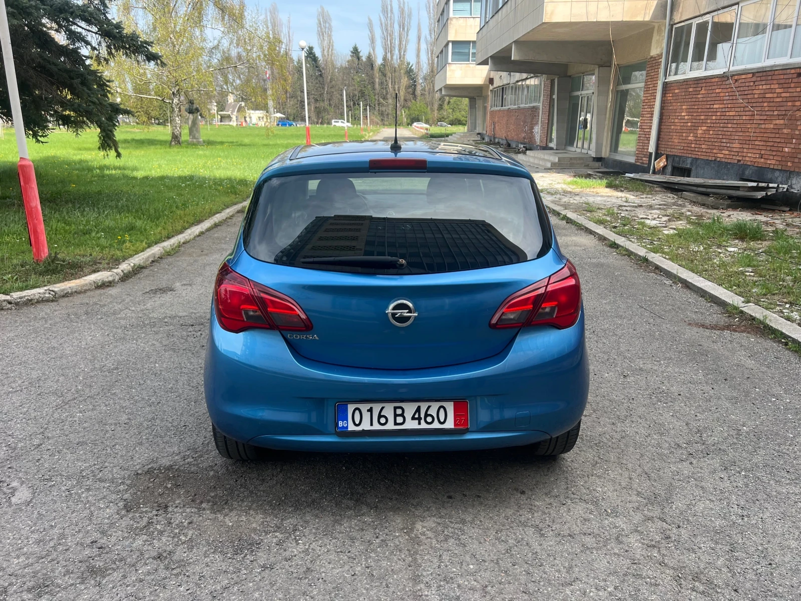 Opel Corsa 1.2 Black Edition - изображение 6