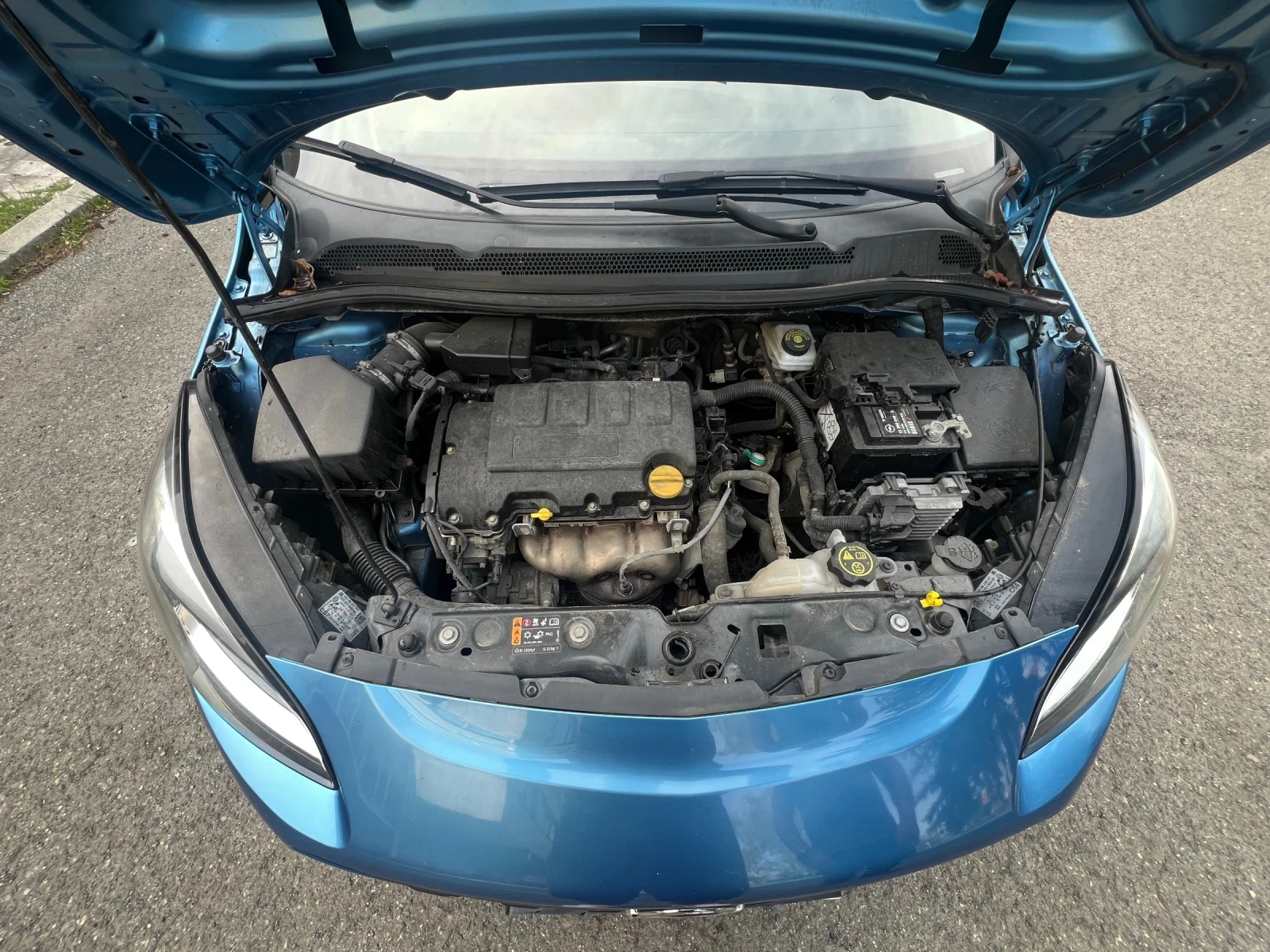 Opel Corsa 1.2 Black Edition - изображение 10