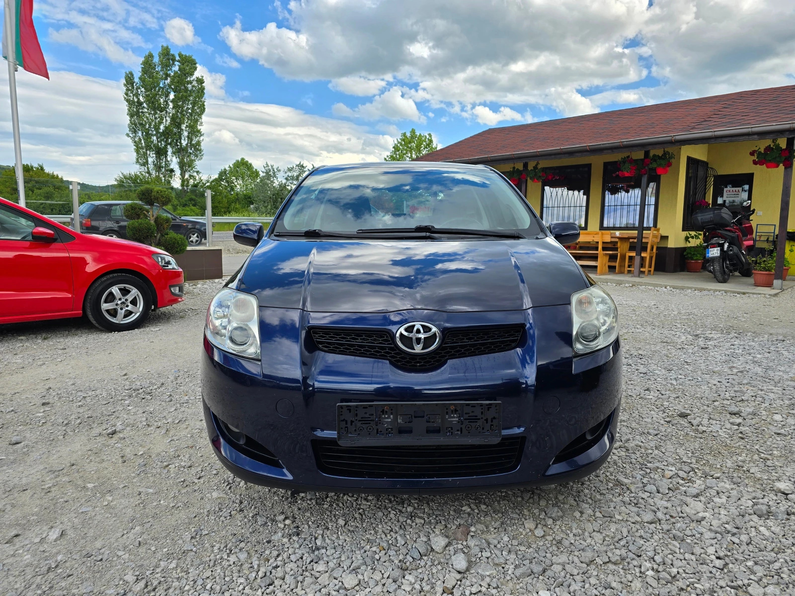 Toyota Auris 1.4i КЛИМАТИК РЕАЛНИ КИЛОМЕТРИ - изображение 7