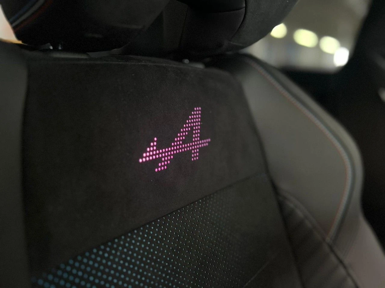 Renault Rafale E-TECH/200HP/ALPINE-ESPIRIT/NAVI/CAM/LED/AMBI/531v | Mobile.bg   16