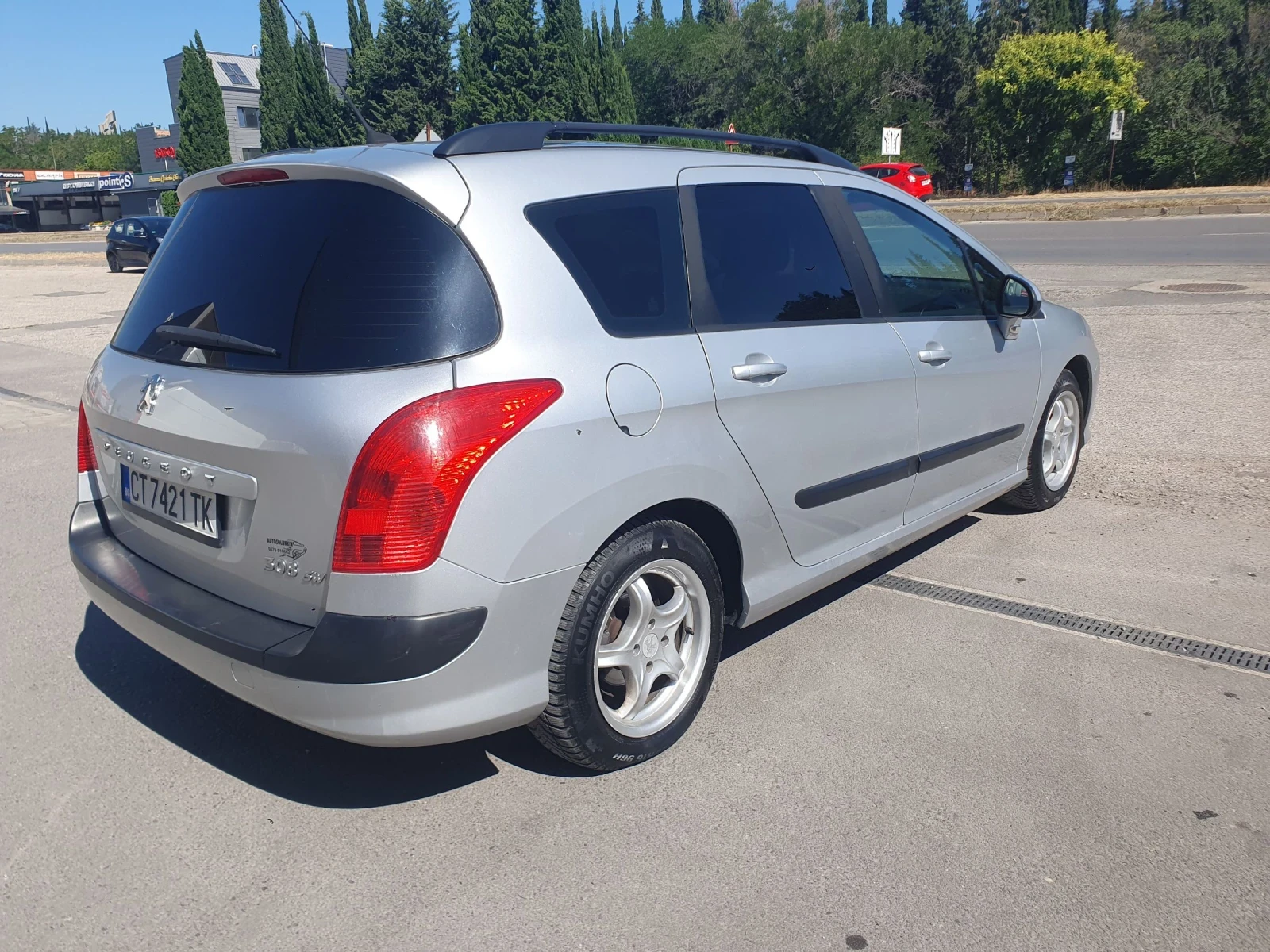 Peugeot 308 1, 4 бензин 95 к.с Обслужен преди 10 км - изображение 6