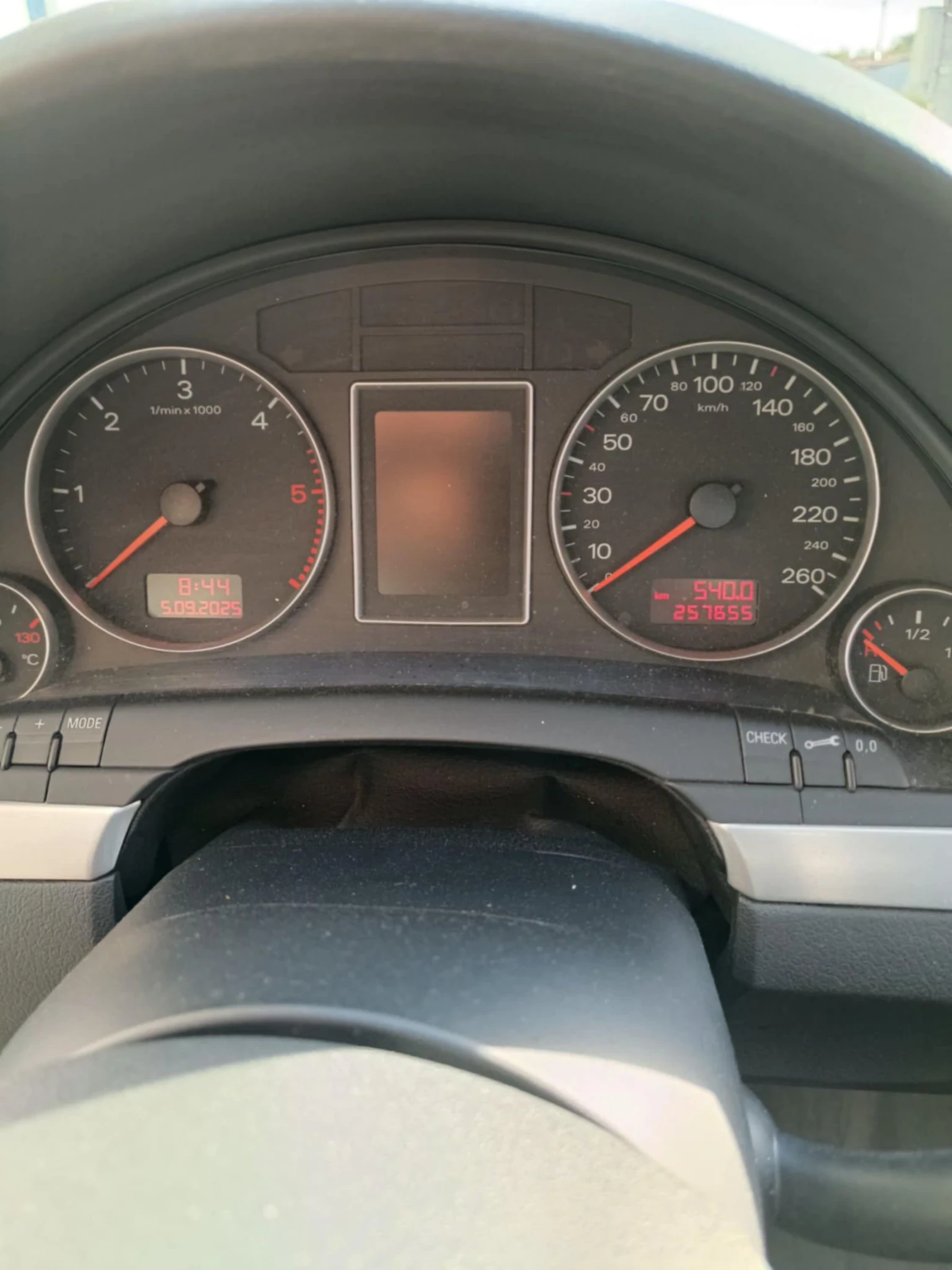 Audi A4  - изображение 8