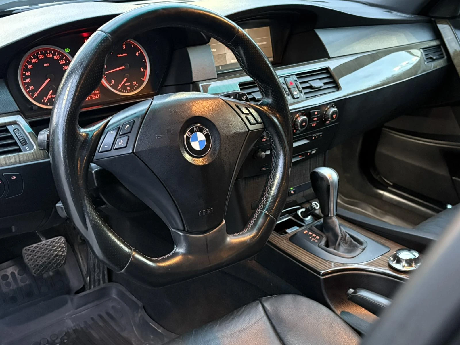 BMW 530 3.0D M-PAKET/KOJA/AVTOMAT - изображение 7